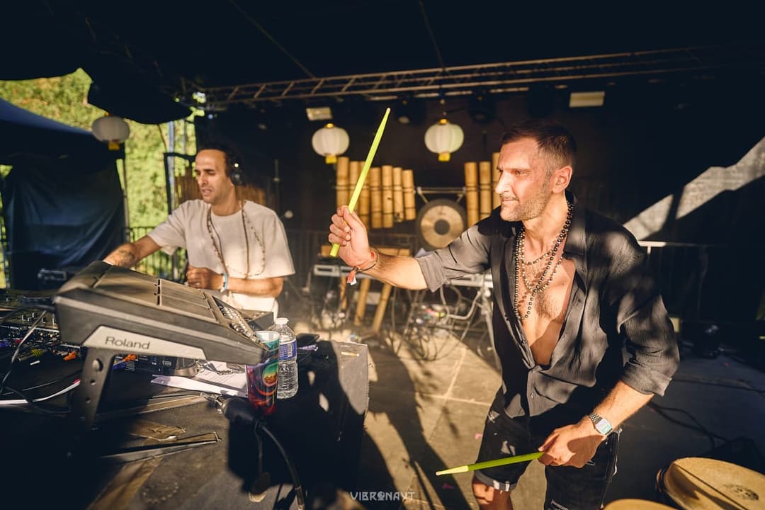 Karmaâ y Max TenRom