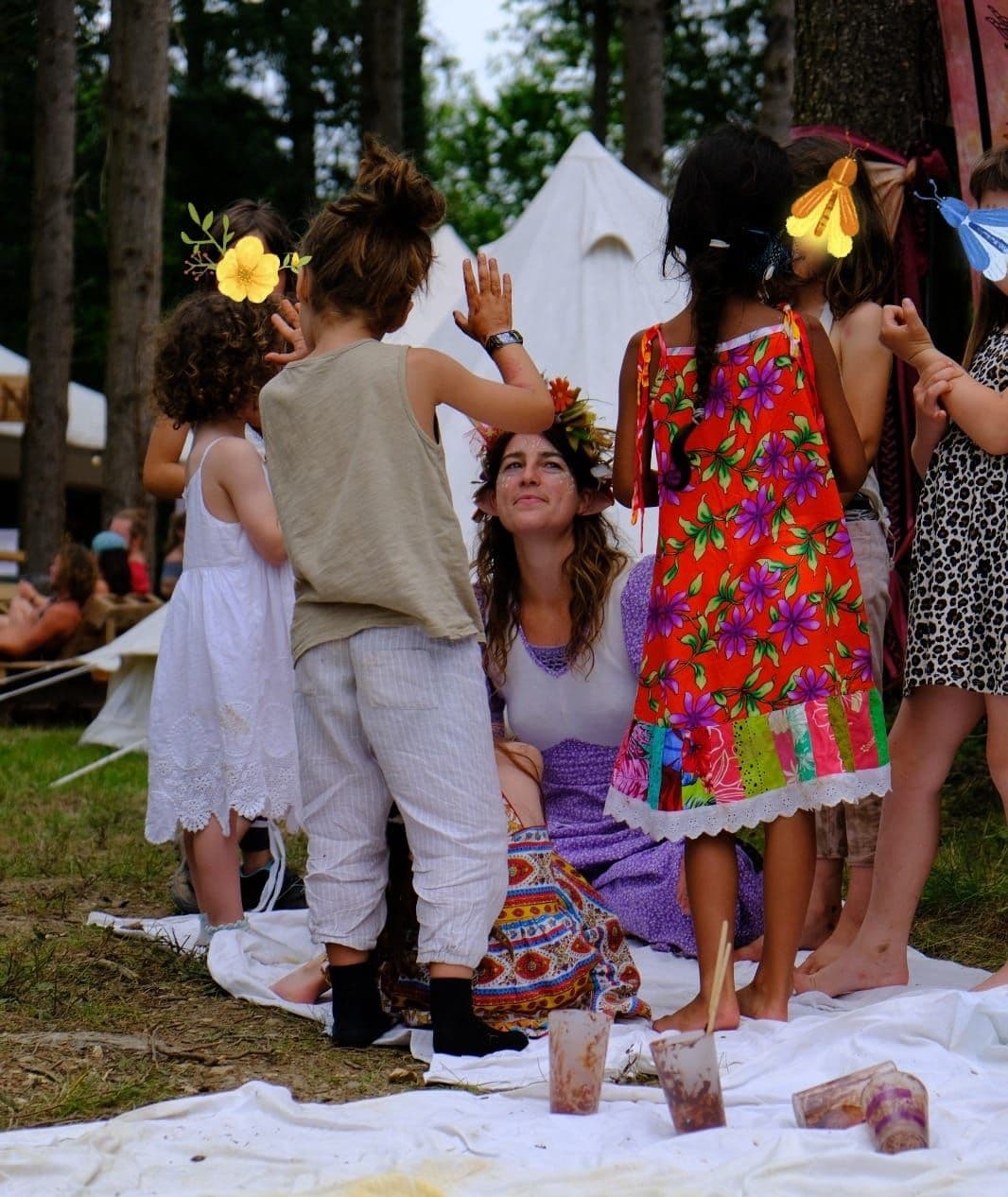 Photo espace enfant avec femme et enfants